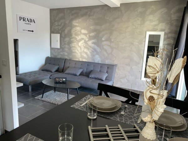 Appartamento 1 camera, con giardino