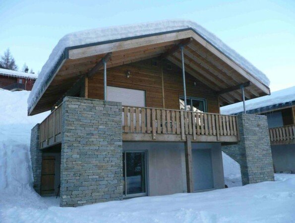 Chalet moderne, 4 chambres, avec jardin