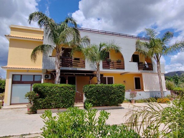 Villa 6 camere, con vista mare