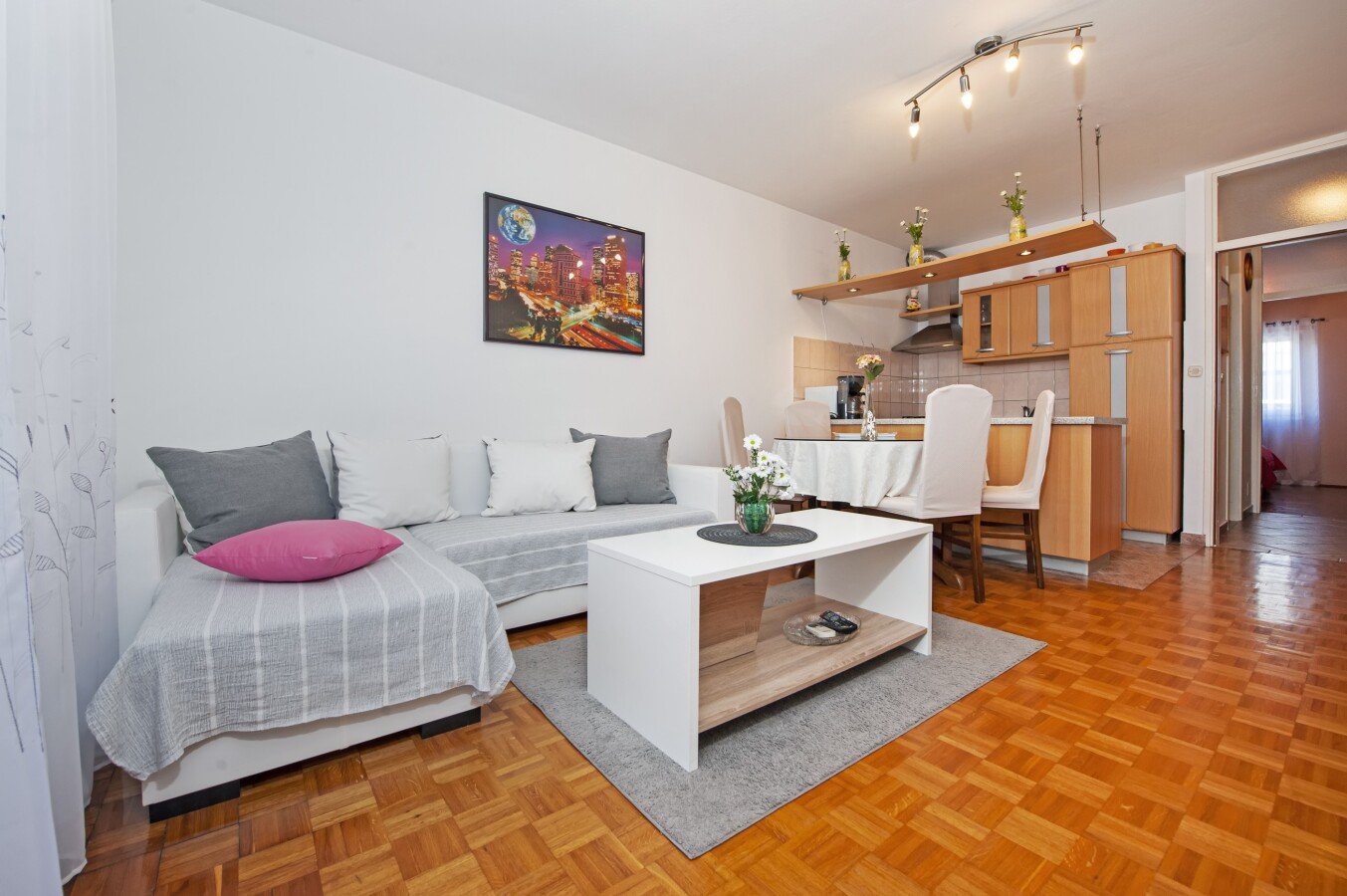 Wohnung 1 Schlafzimmer, mit Klimaanlage