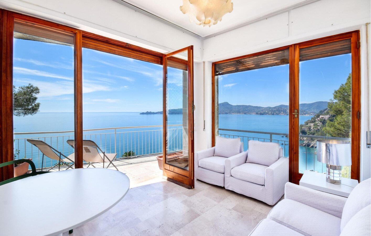 Appartamento 1 camera, con vista mare