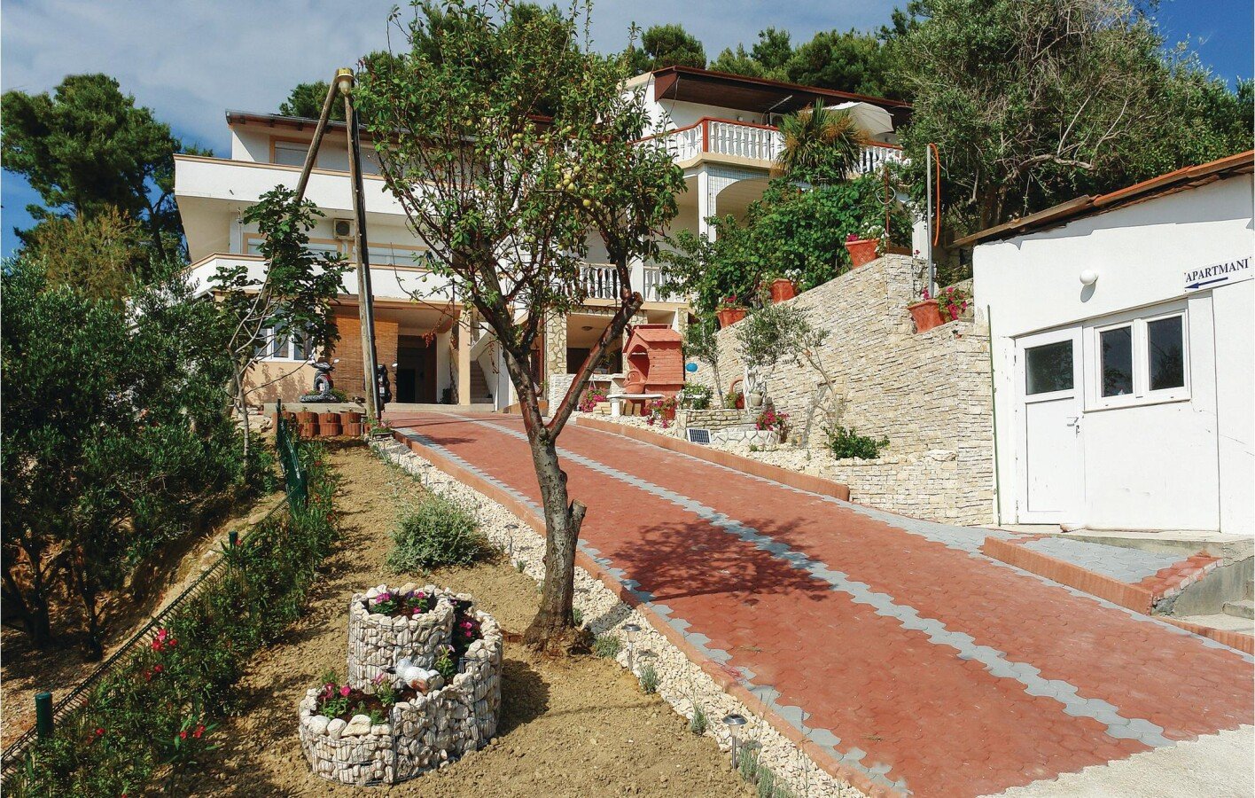 Appartamento 1 camera, con vista mare