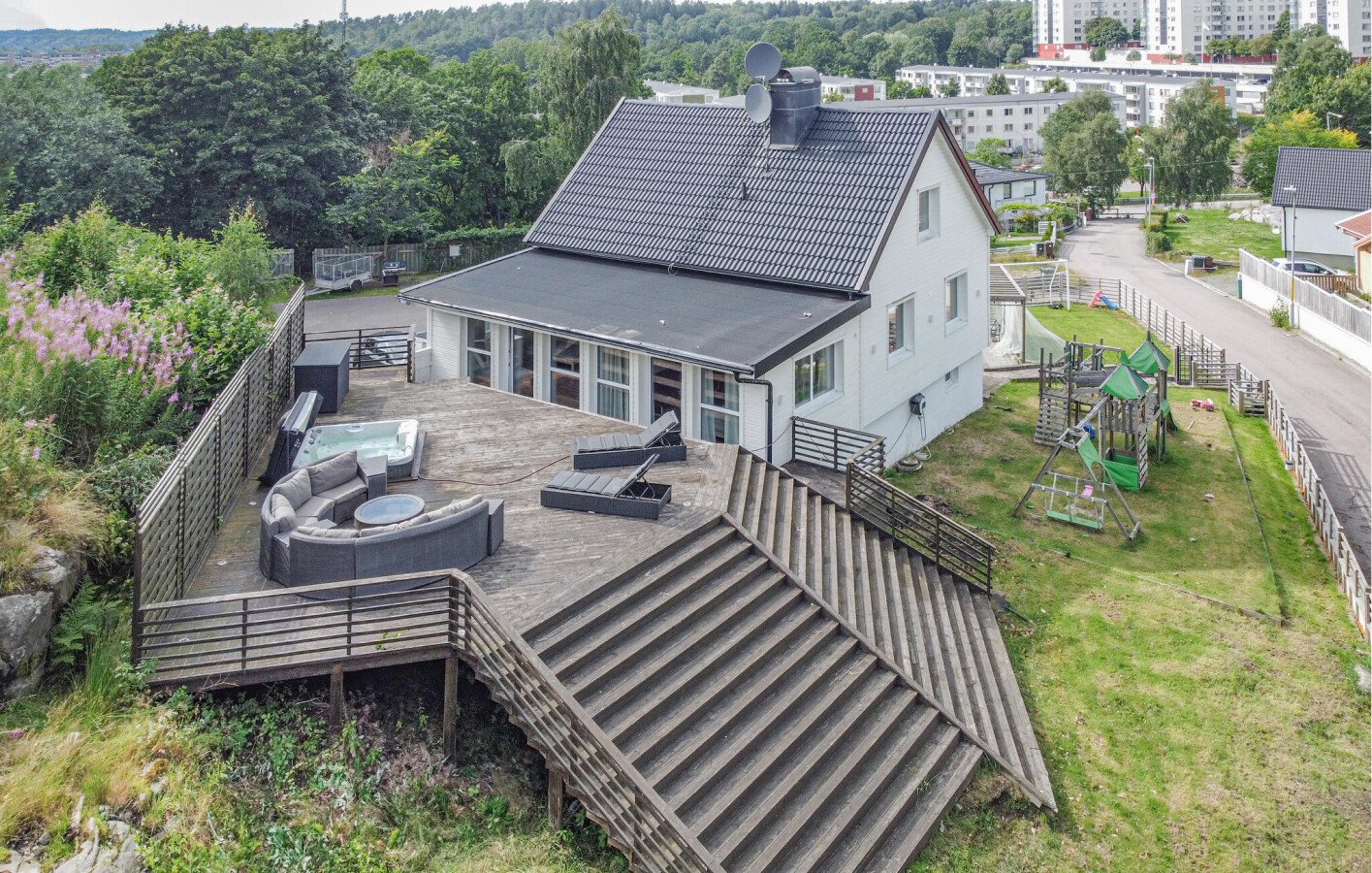 Ferienhaus 4 Schlafzimmer, mit Garten