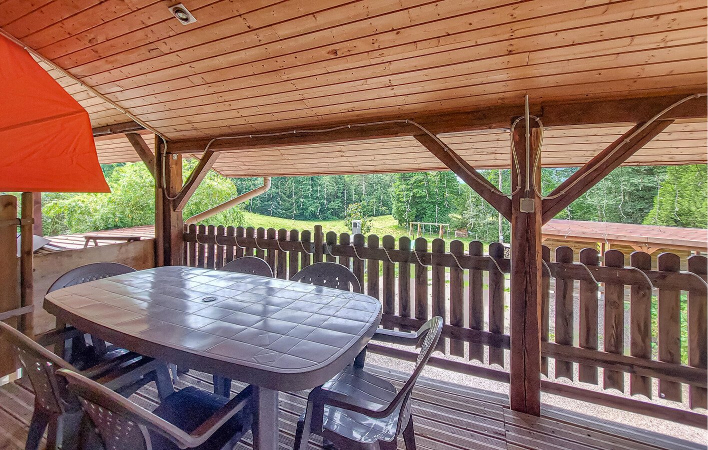 Maison 2 chambres, avec salle de sport