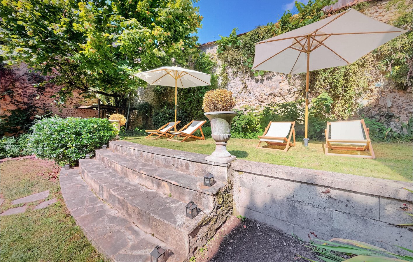 Maison de campagne moderne, 5 chambres, avec jardin