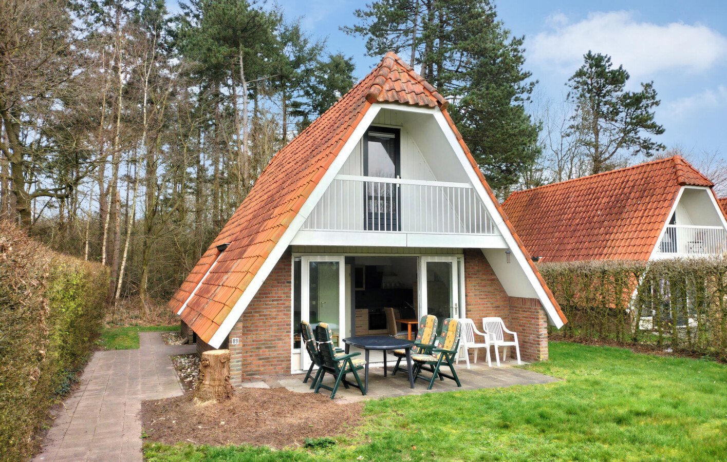 House 3 bedrooms, with pool