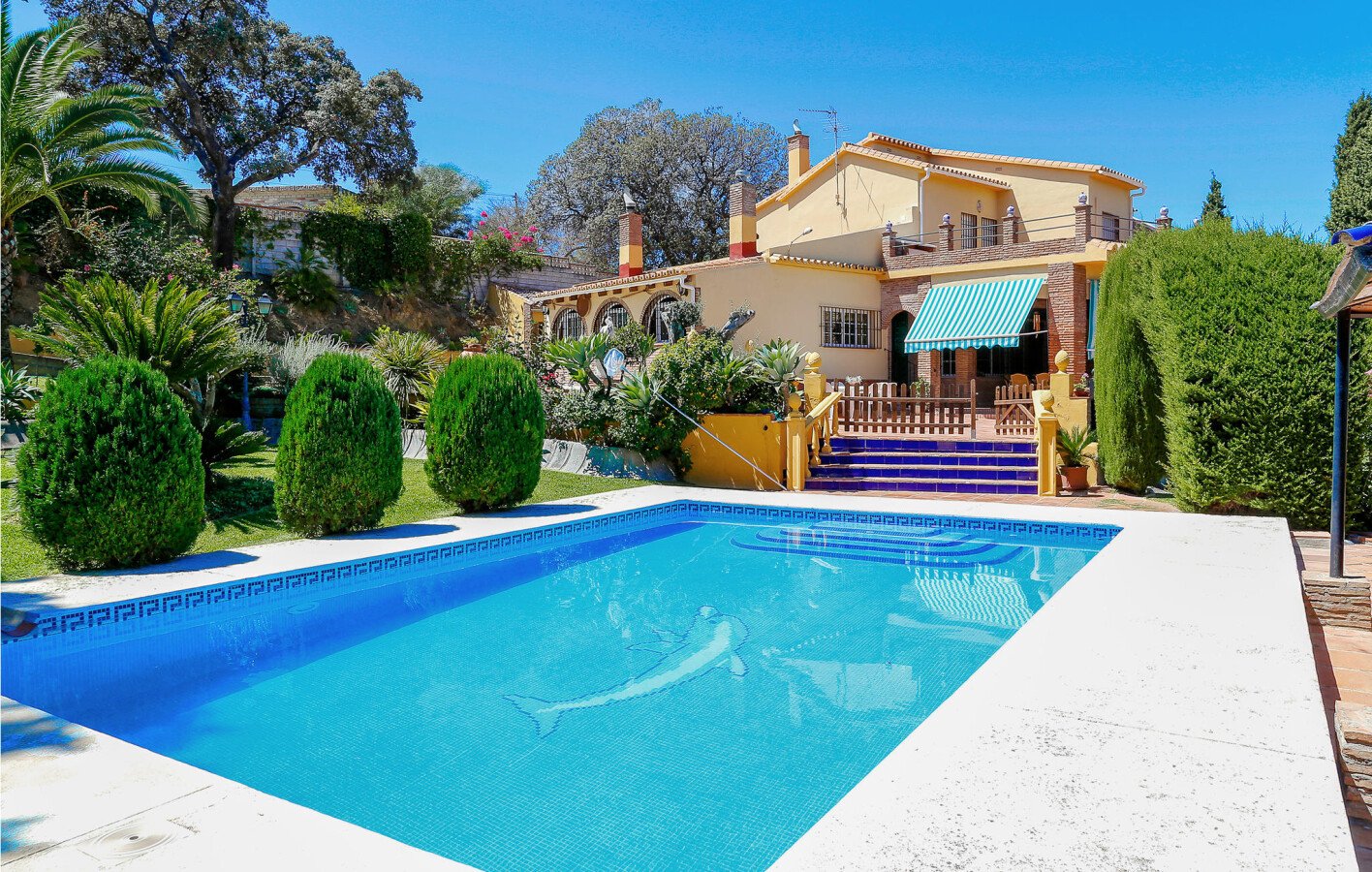 Casa 5 habitaciones, con piscina