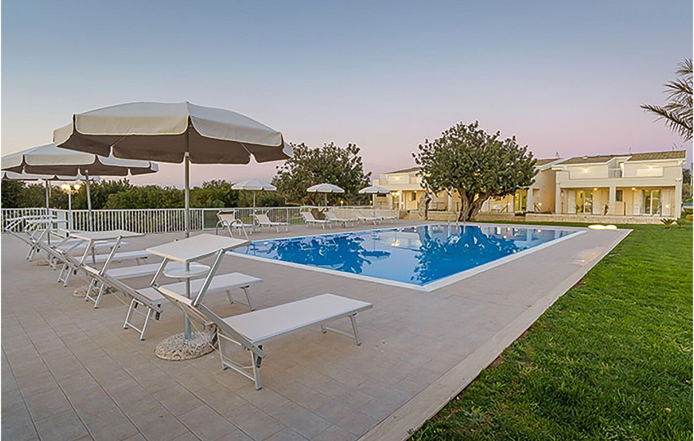 Casa 2 camere, con vista mare