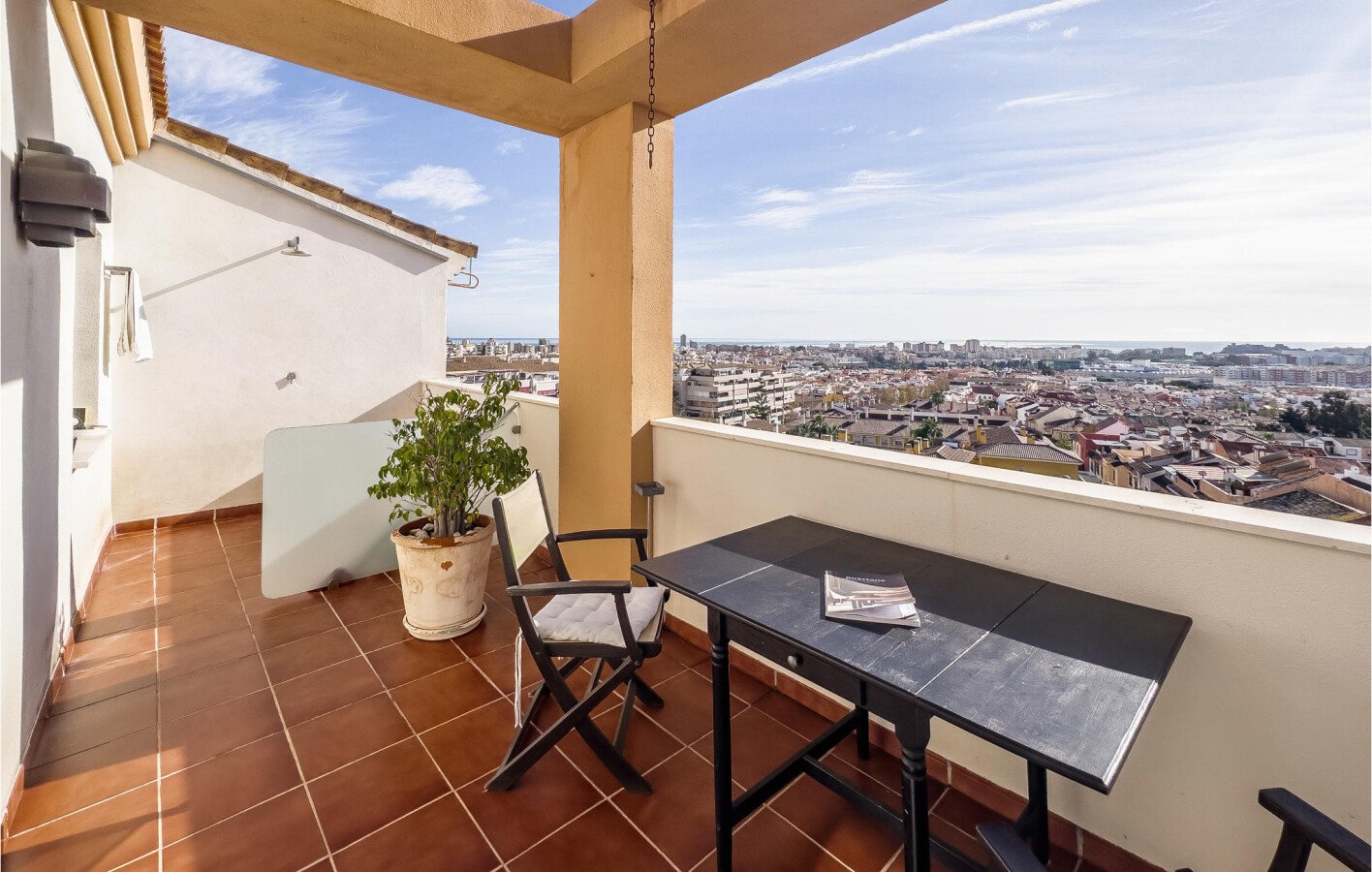 Appartement confortable, 2 chambres, avec vue sur mer