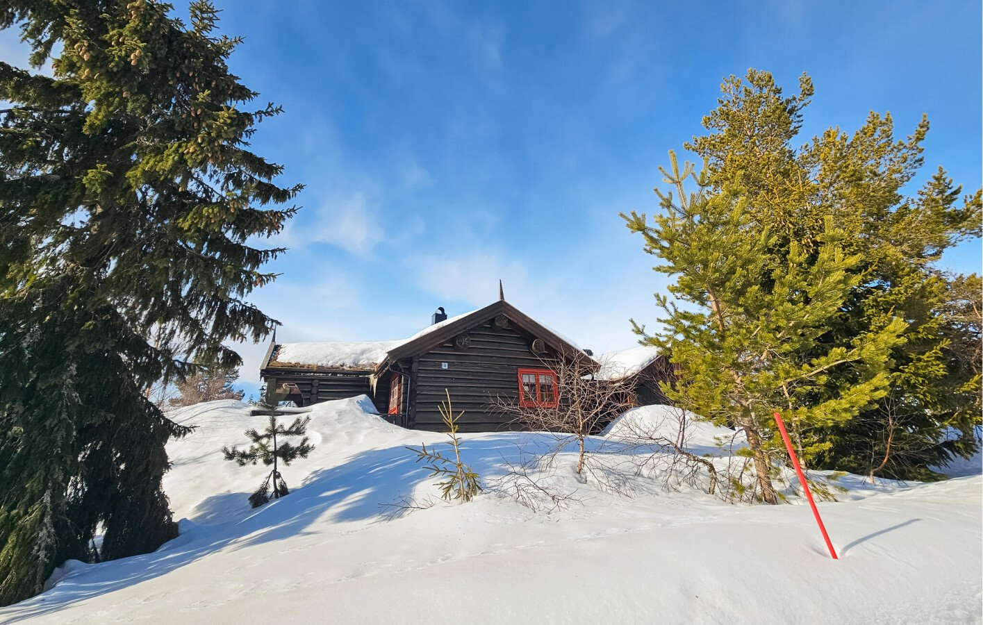 House 6 bedrooms, with fireplace