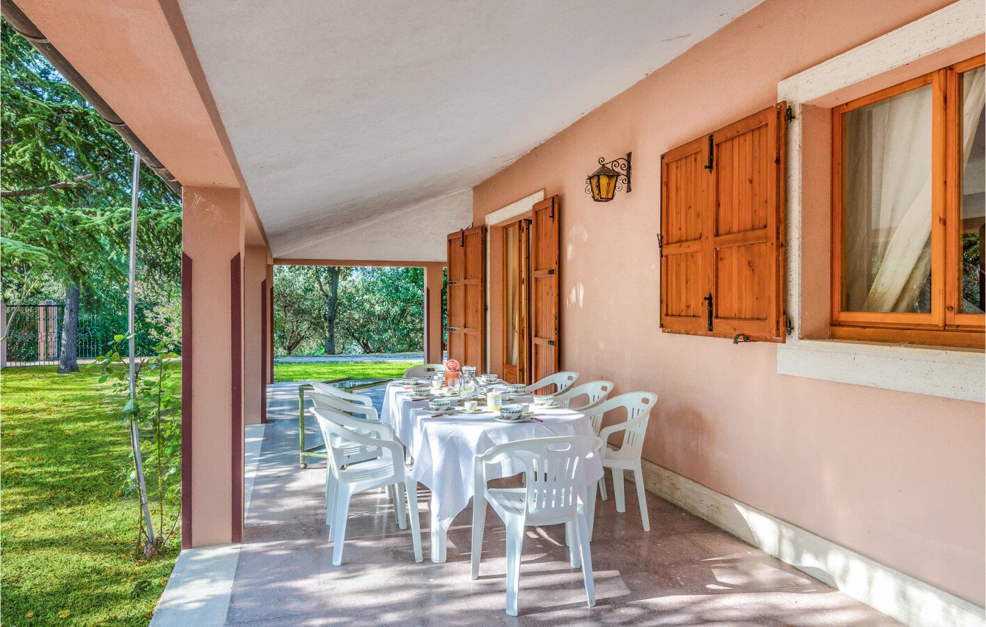 Casa 4 camere, con giardino