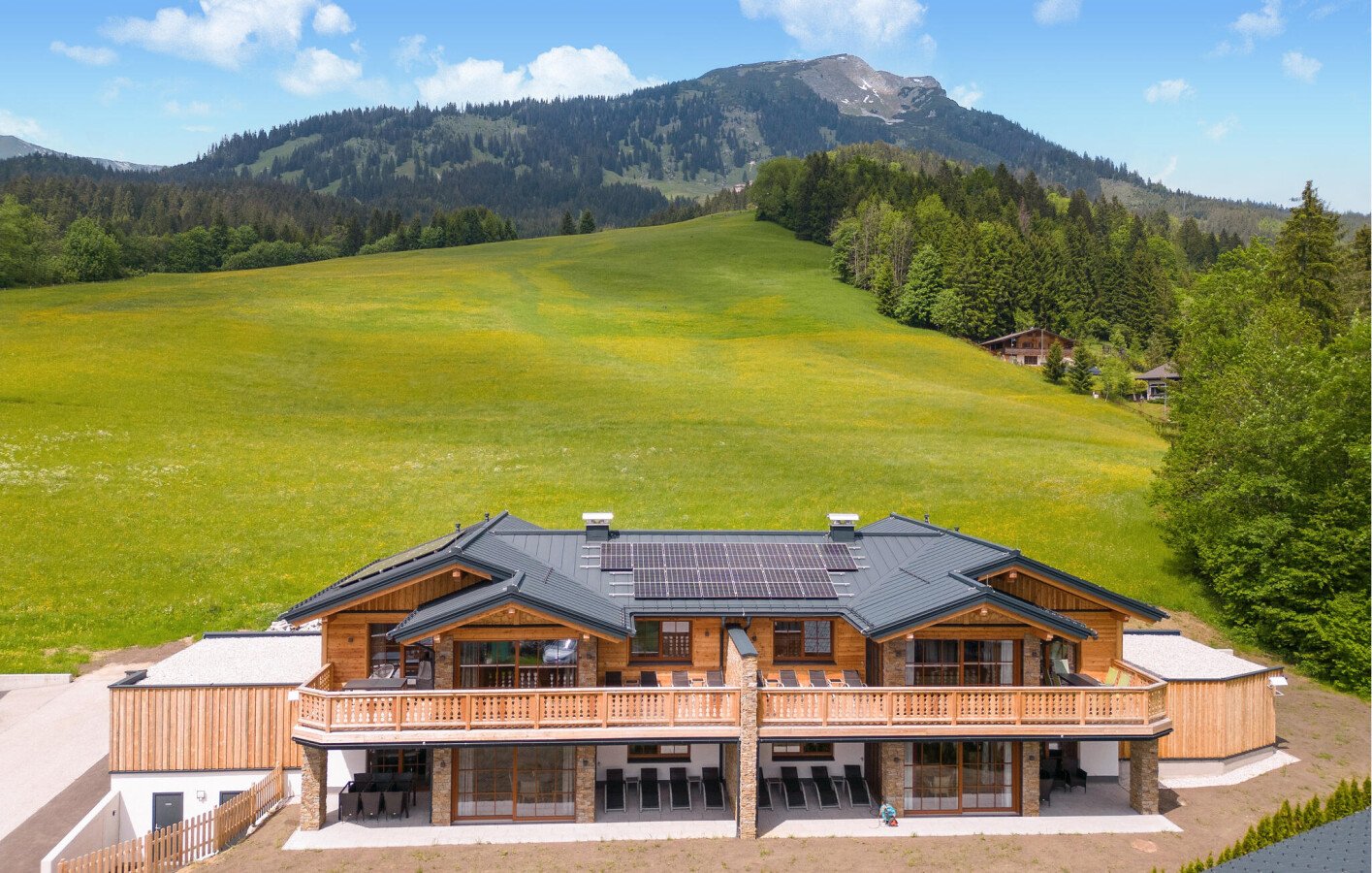 Appartement moderne, 2 chambres, avec jardin