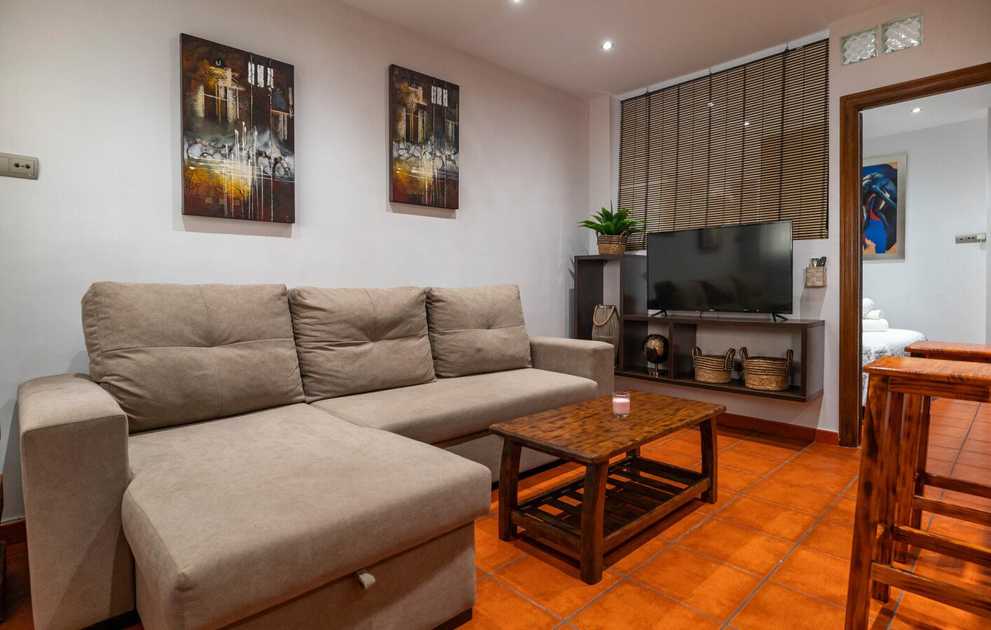 Wohnung 1 Schlafzimmer, mit Klimaanlage