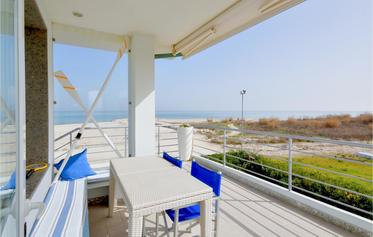 Casa 2 camere, con vista mare