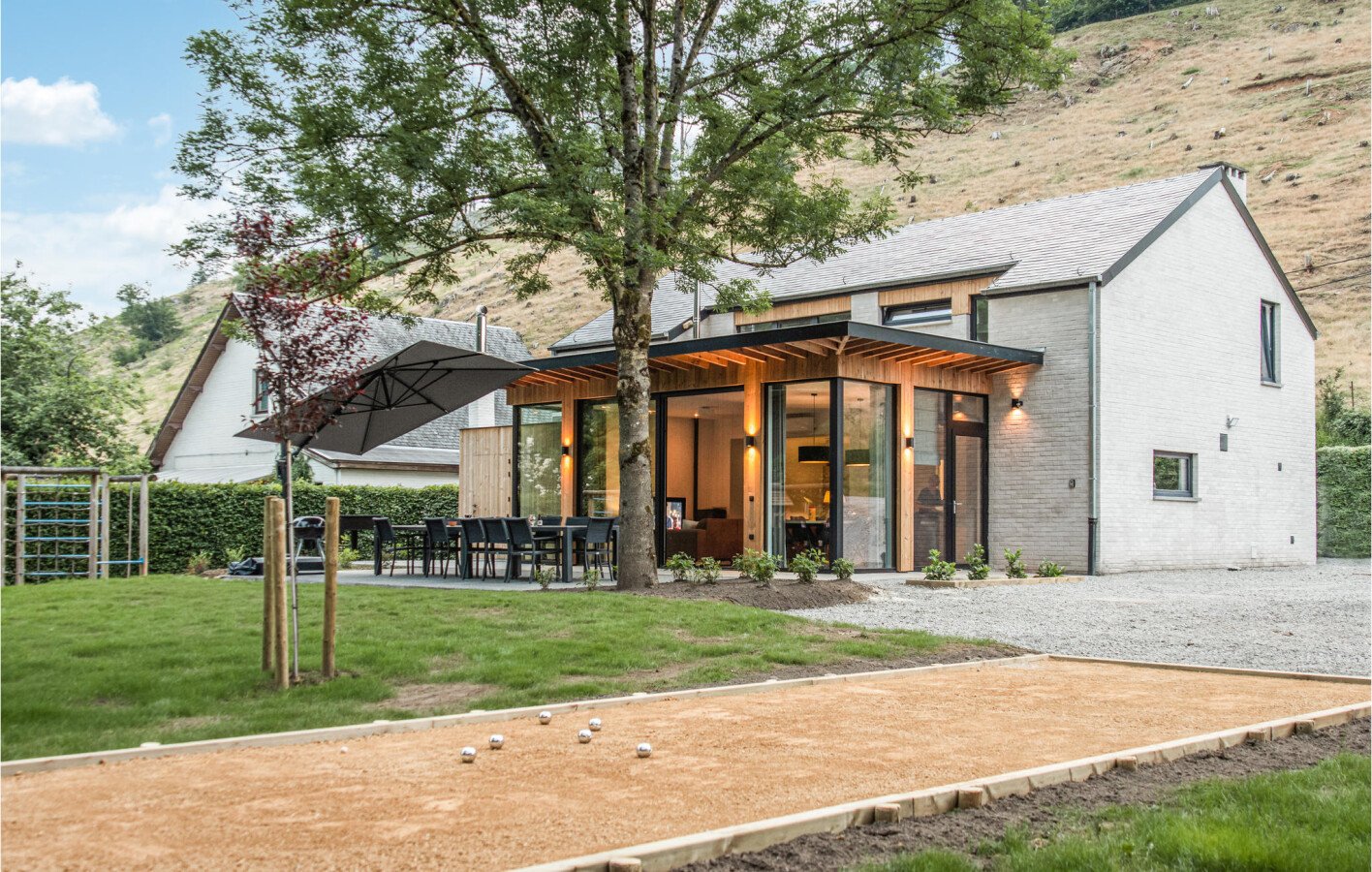 Huis 6 slaapkamers, met tuin