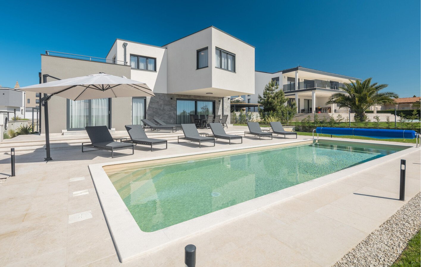 Casa 4 camere, con vista mare