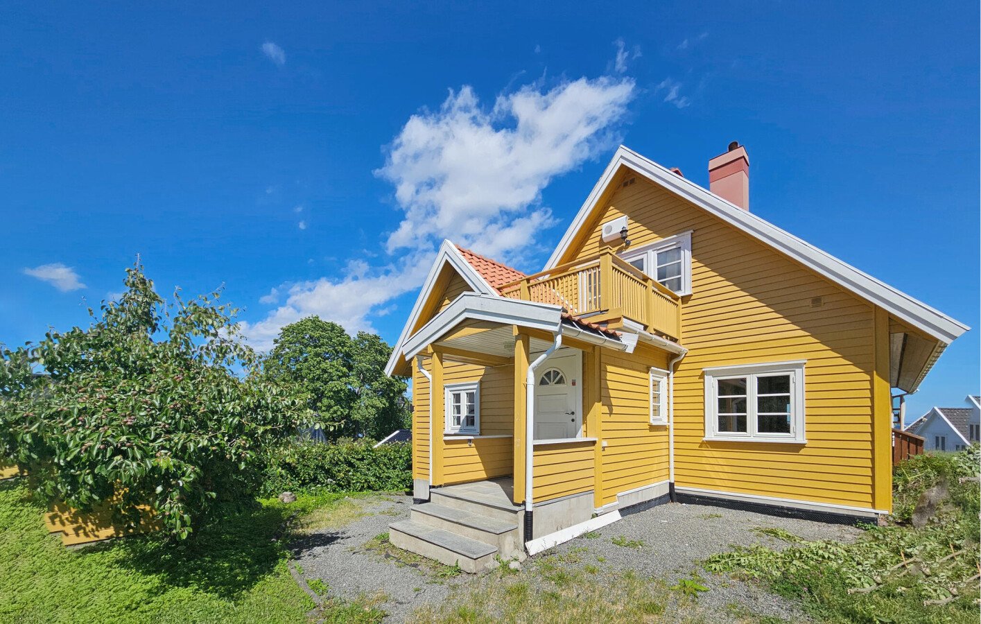 House 3 bedrooms, with sea view