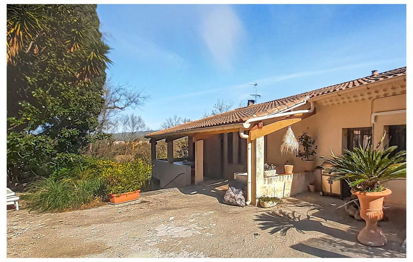 Maison de campagne moderne, 3 chambres, avec jardin