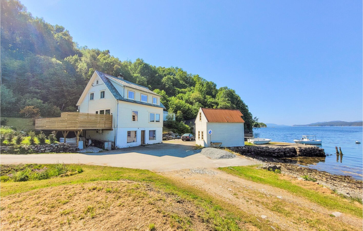 House 5 bedrooms, with sea view