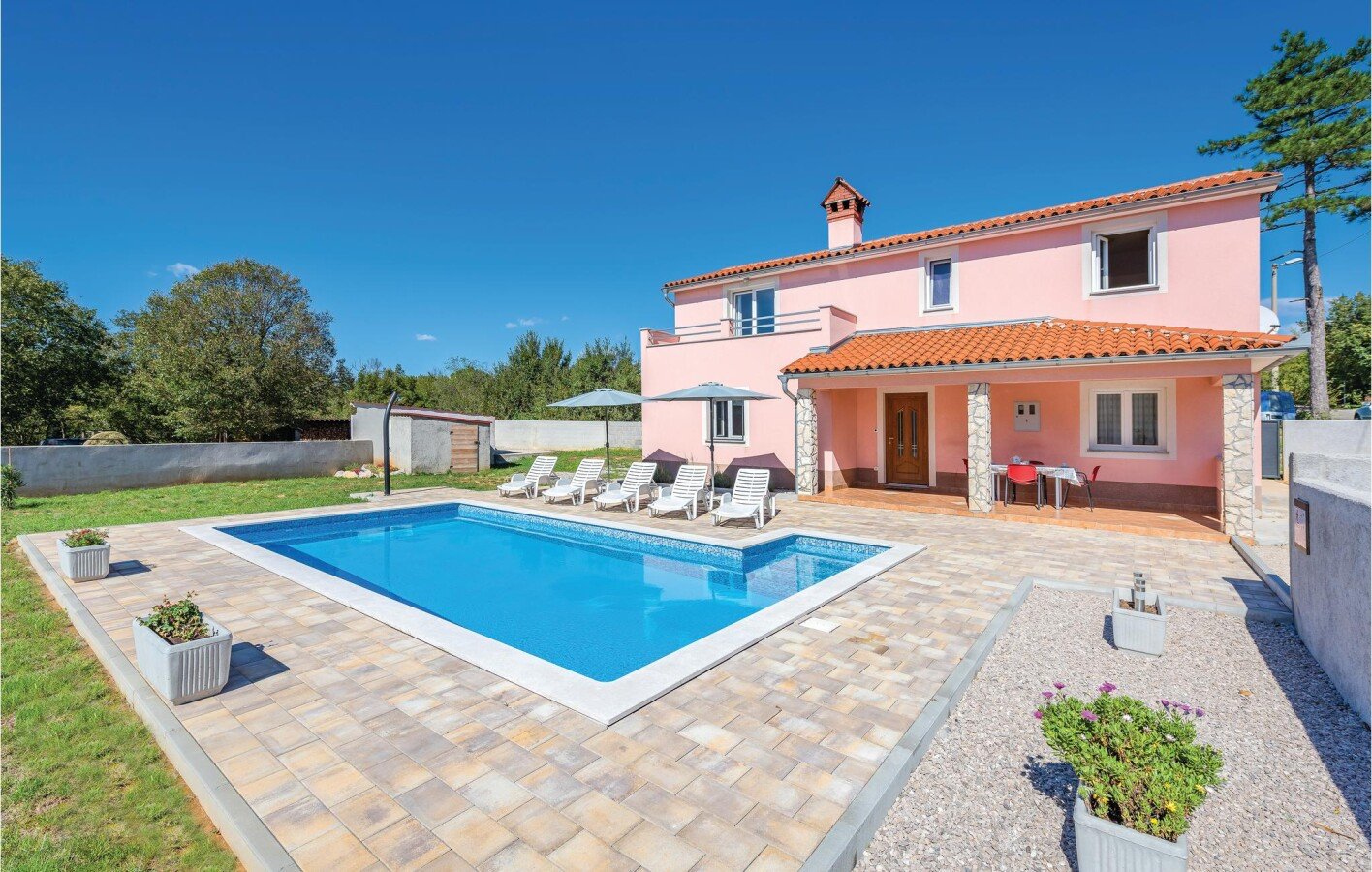 Huis 2 slaapkamers, met zwembad