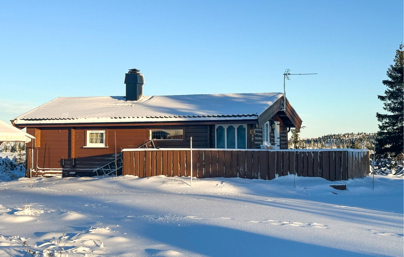 House 4 bedrooms, with fireplace