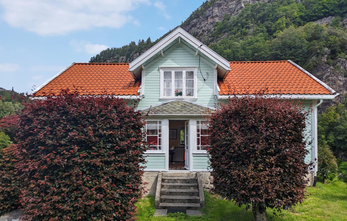 Casa 3 camere, con caminetto