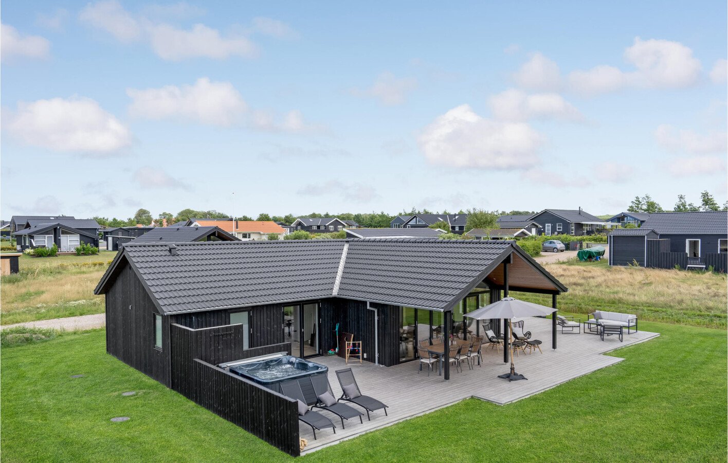 Casa 3 camere, con vista mare