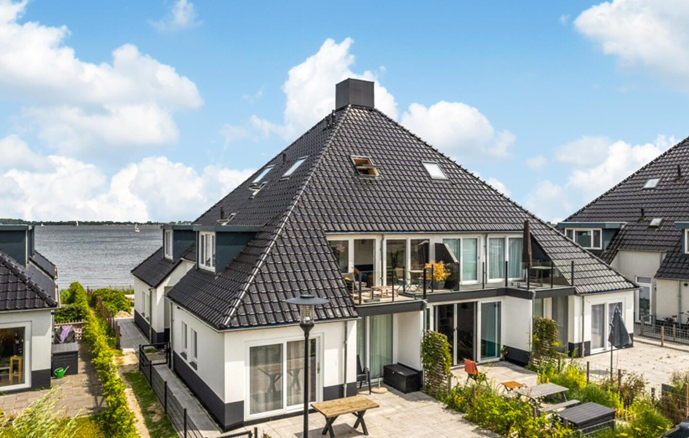 Appartement moderne, 1 chambre, avec vue sur mer