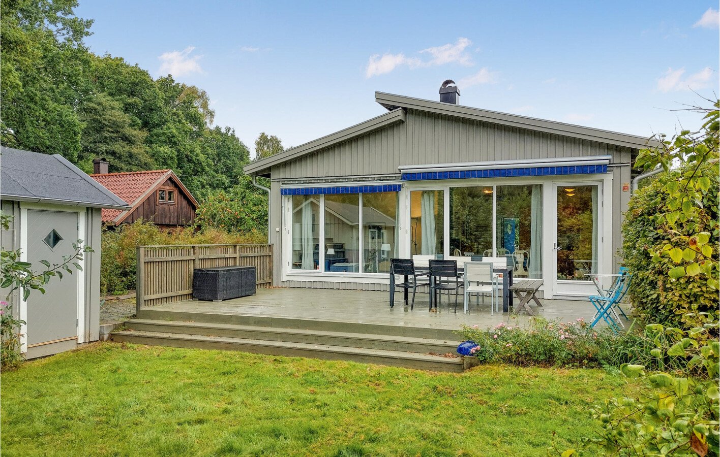 House 2 bedrooms, with sea view
