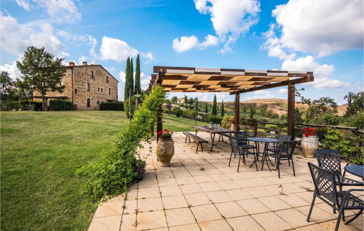 Casa 2 camere, con piscina