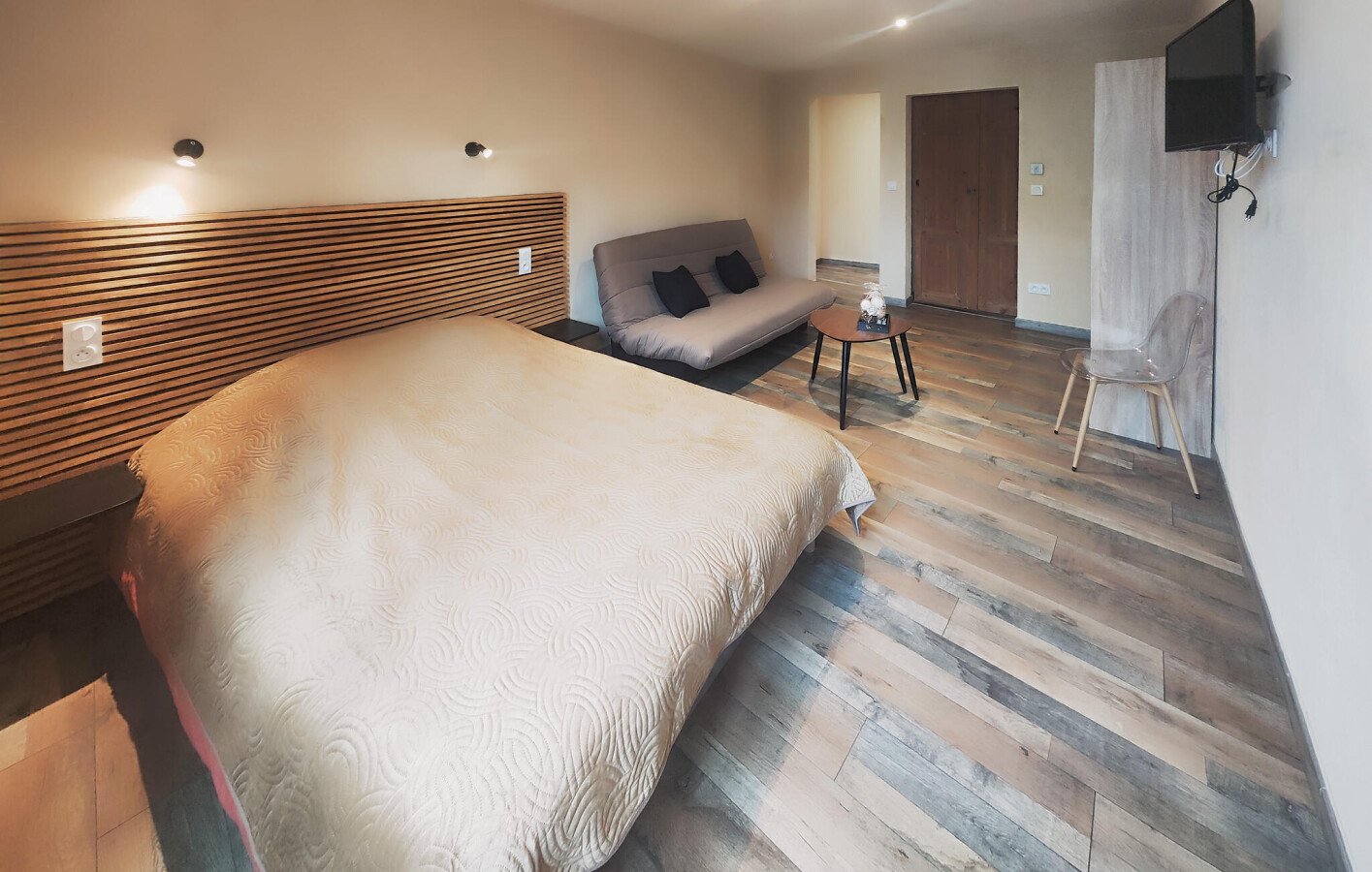 Appartement moderne, 1 chambre, avec piscine