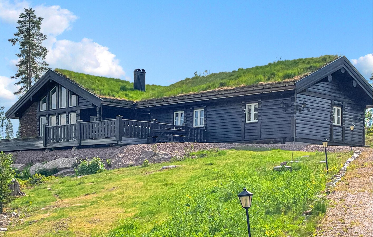 House 4 bedrooms, with garden