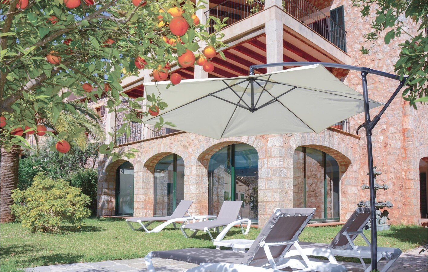 Maison design, 4 chambres, avec piscine