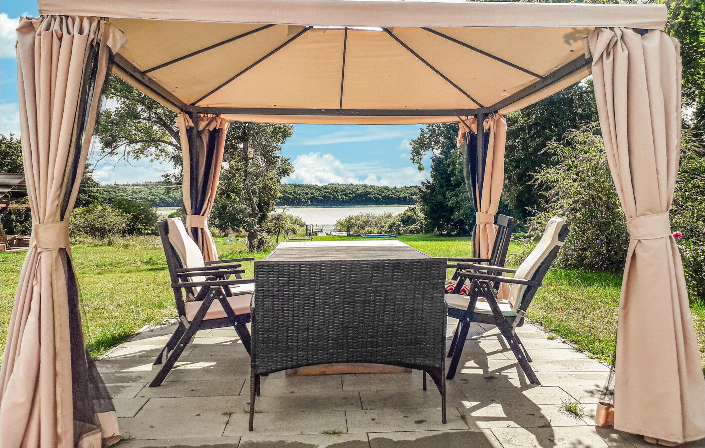 Appartamento 2 camere, con vista mare