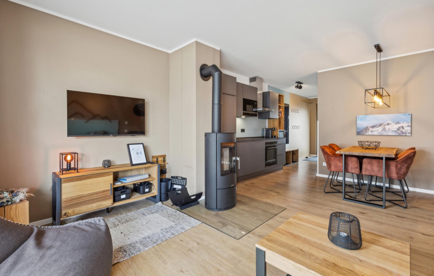 Wohnung 2 Schlafzimmer, mit Kamin