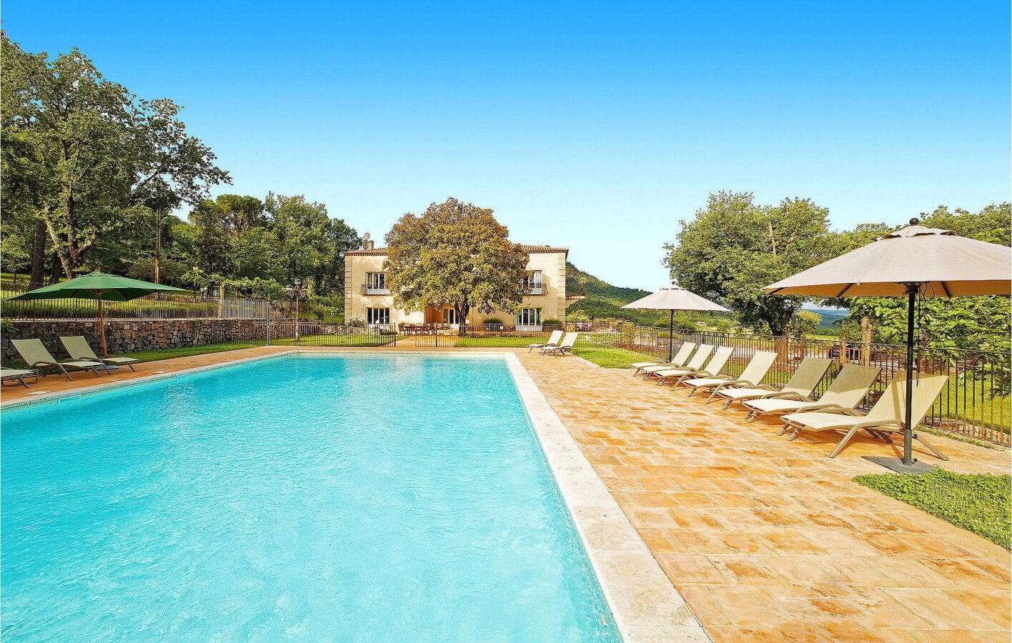 Maison 7 chambres, avec piscine