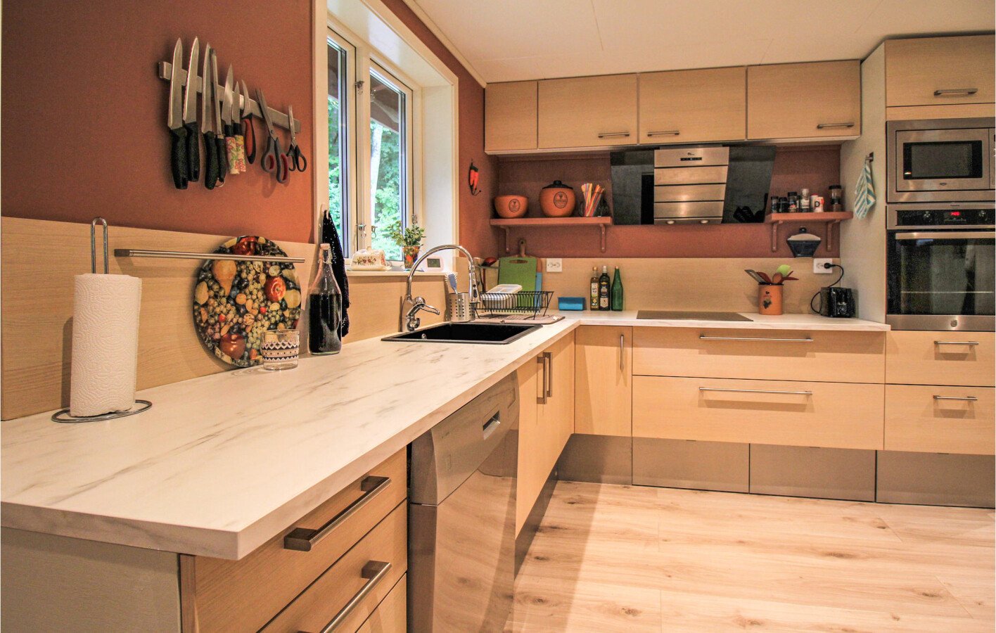 Casa 3 camere, con caminetto