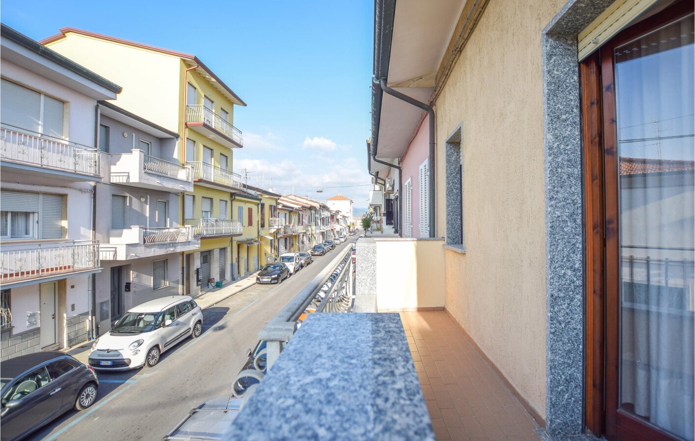 Casa 2 camere, con vista mare