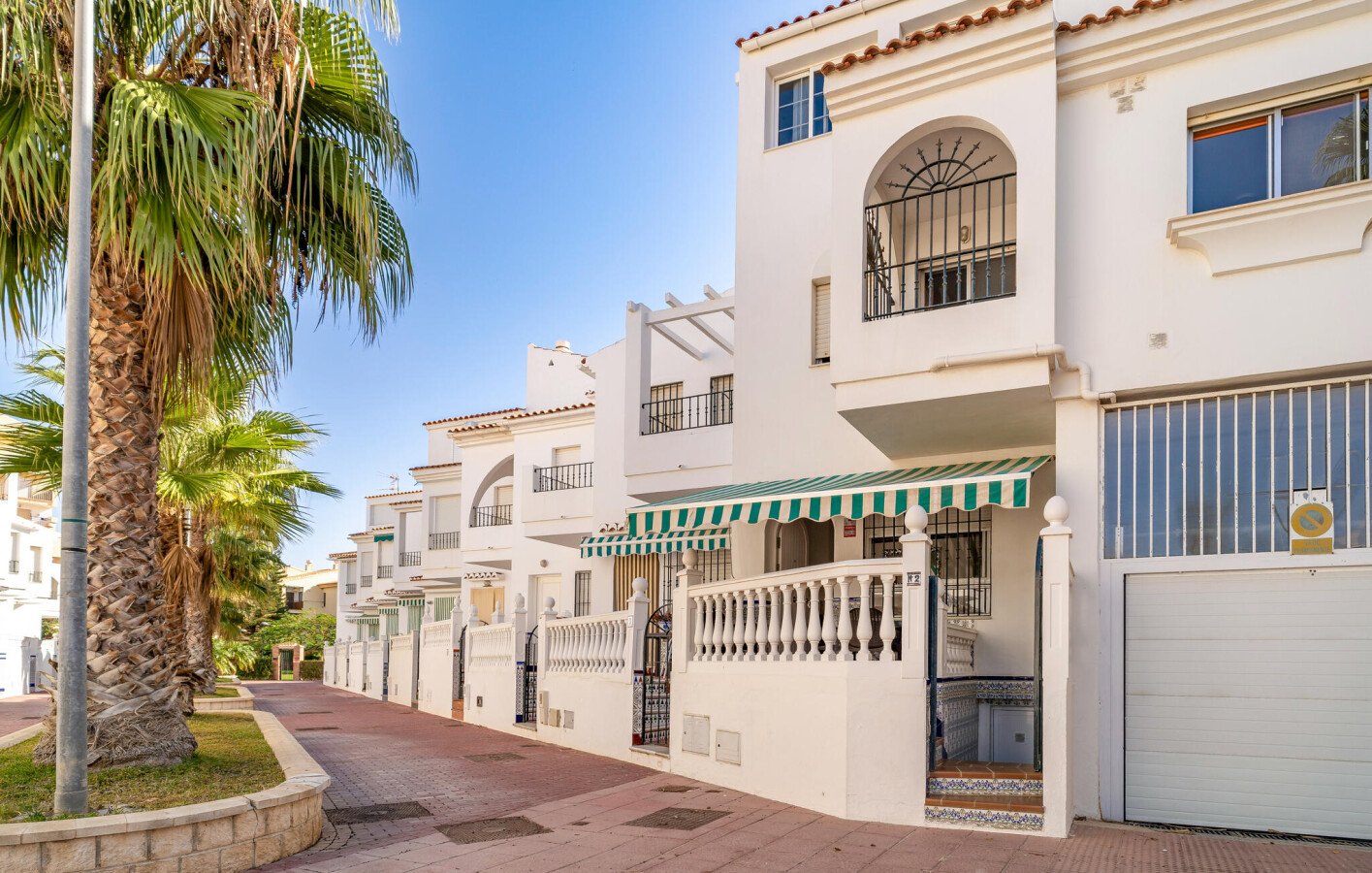 Appartement moderne, 1 chambre, avec vue sur mer
