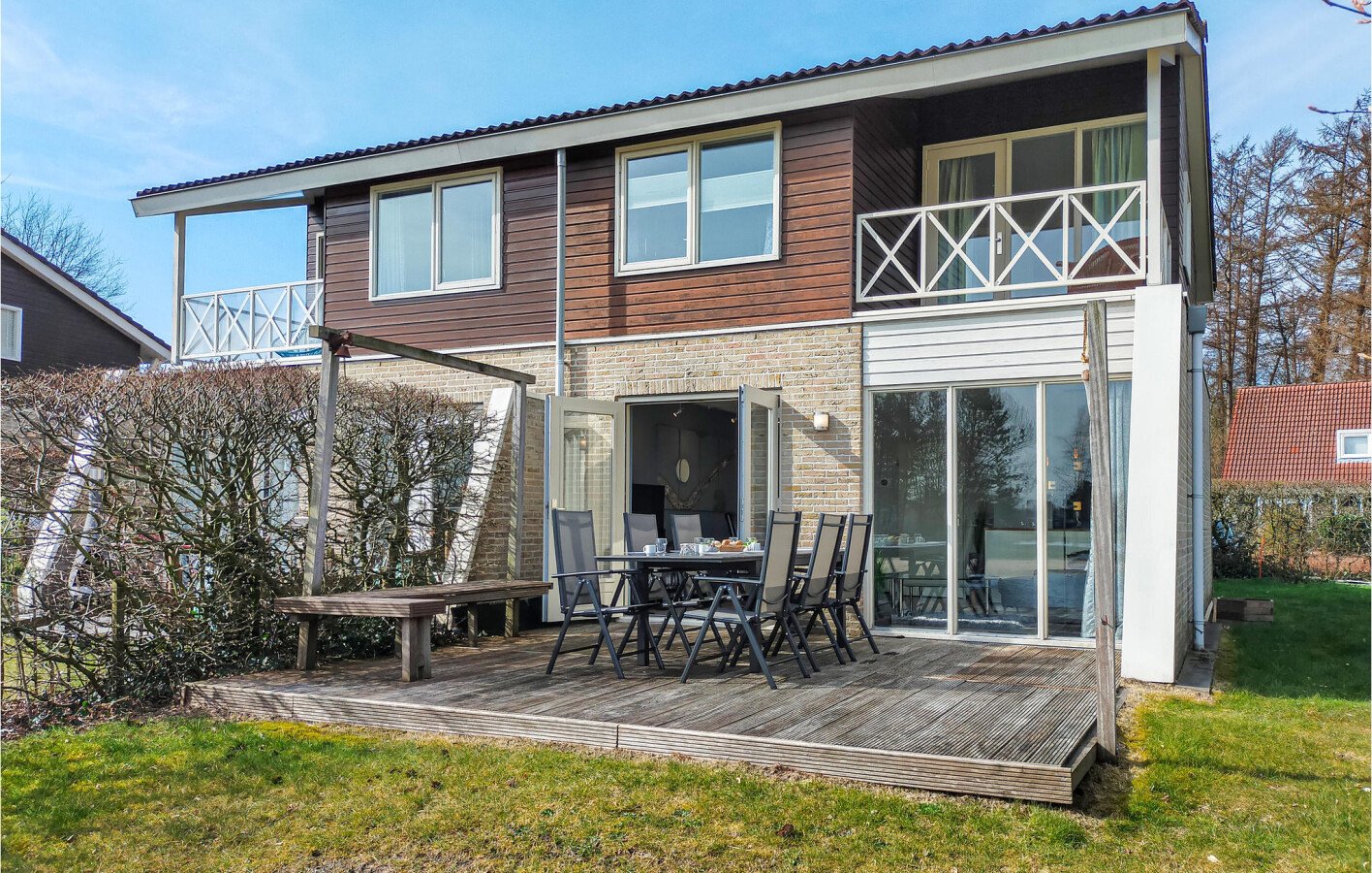 House 3 bedrooms, with sea view