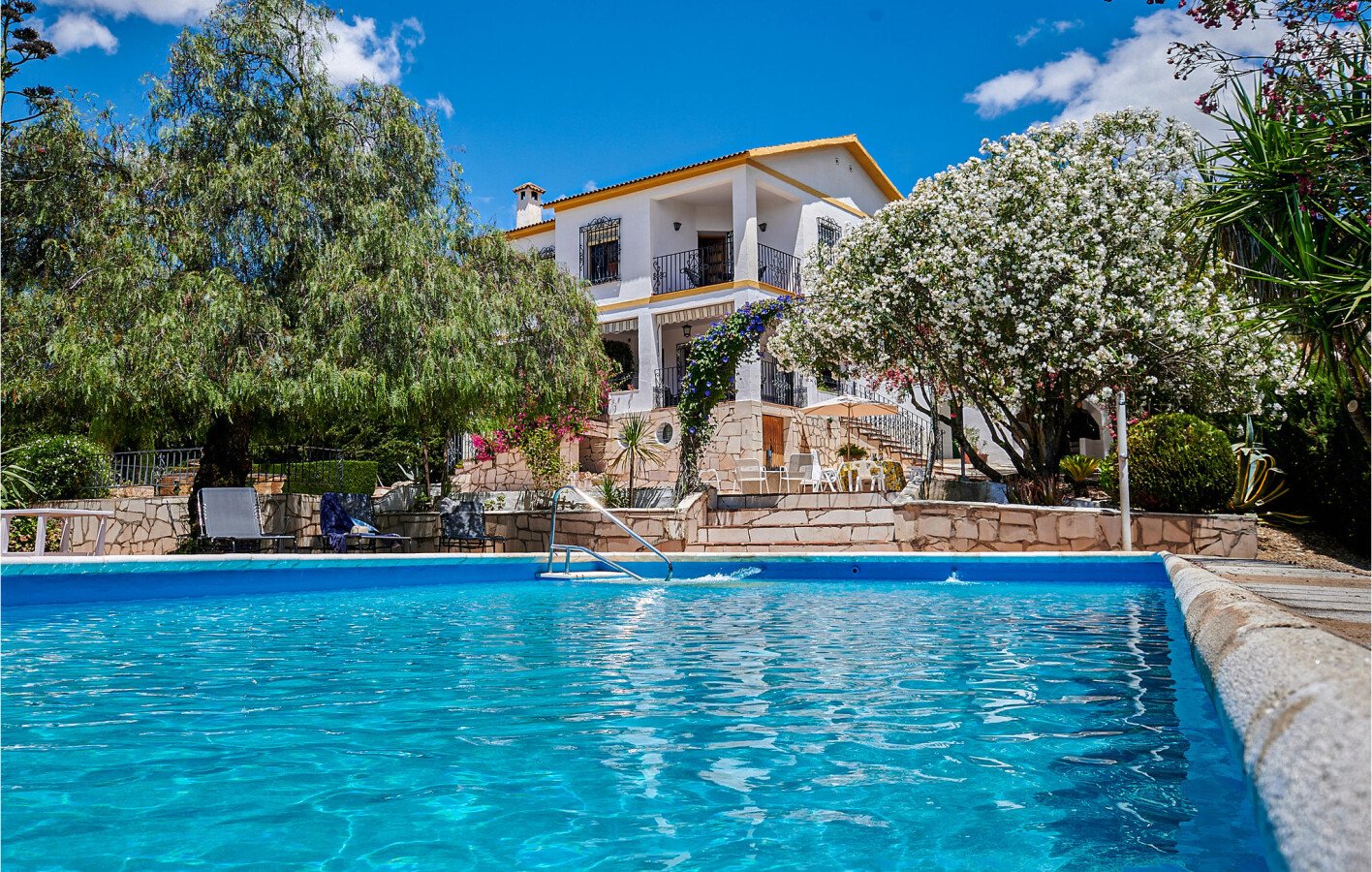 Casa 6 habitaciones, con piscina