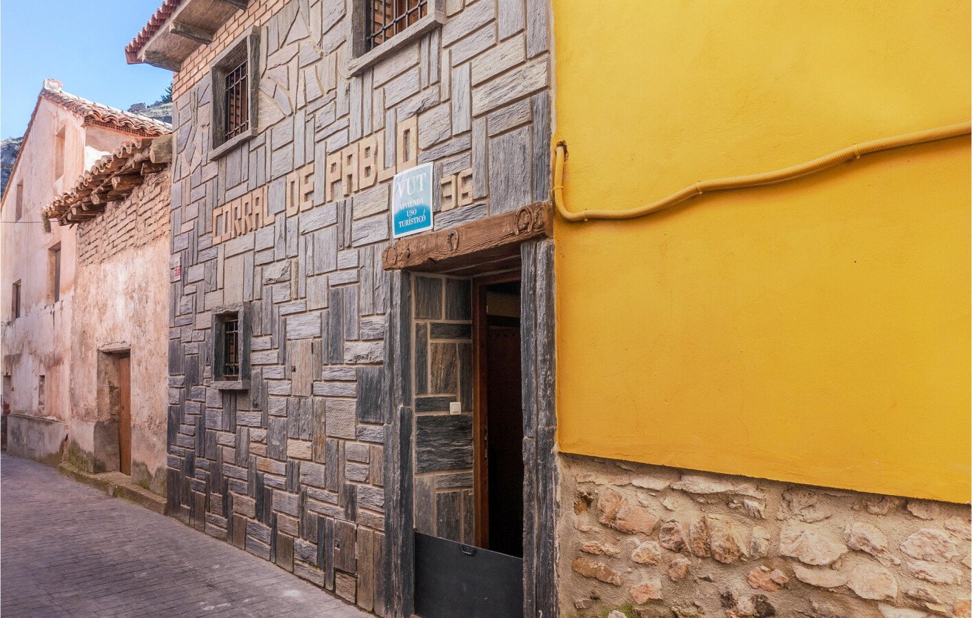 Maison authentique, 2 chambres, avec climatisation