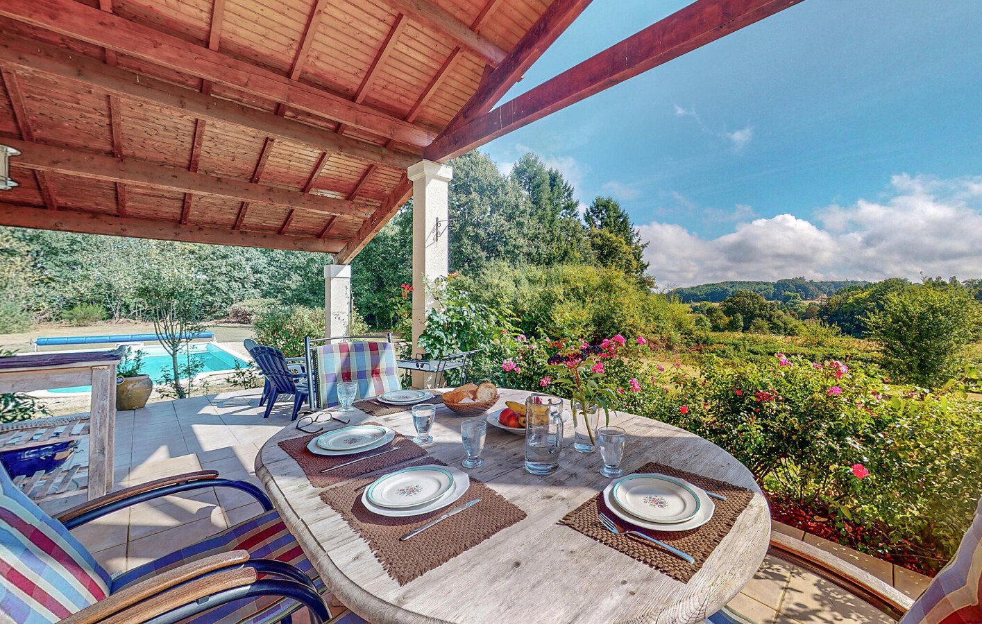 Maison de campagne moderne, 3 chambres, avec piscine