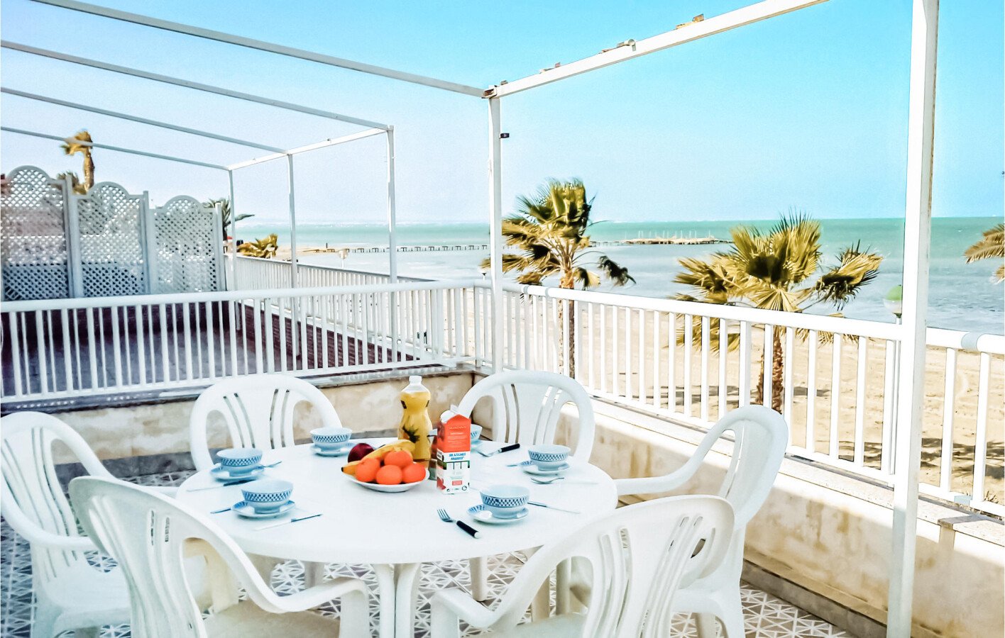 Appartement confortable, 3 chambres, avec vue sur mer