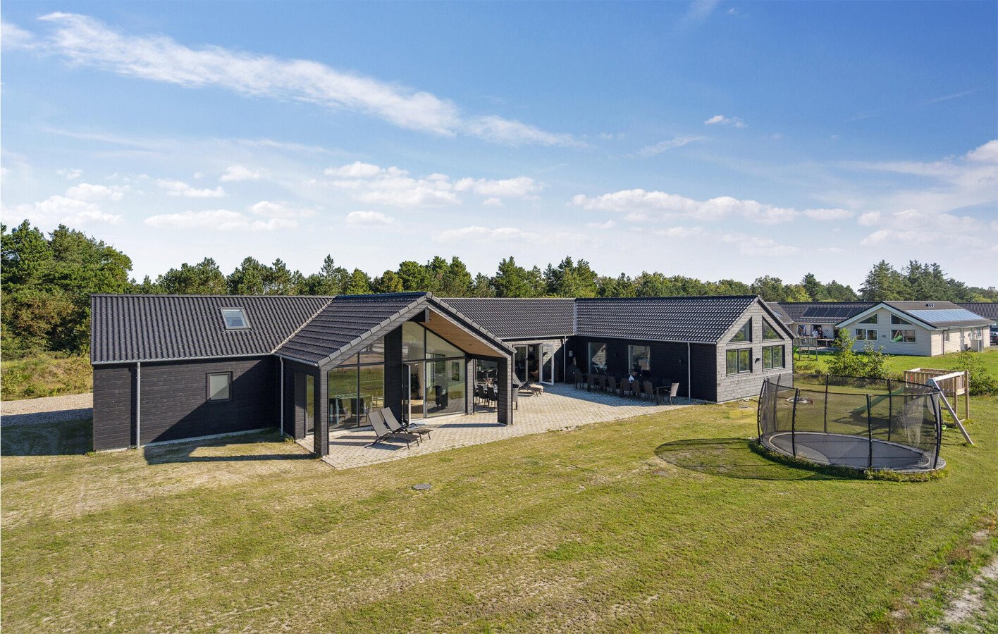 Casa 11 quartos, com piscina