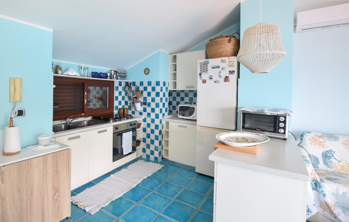 Casa 1 camera, con vista mare