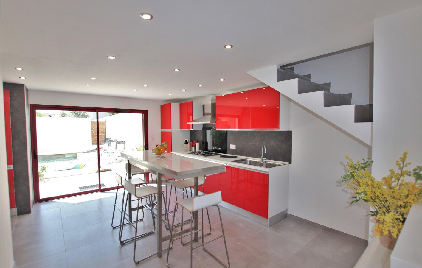 Maison de campagne moderne, 3 chambres, avec piscine