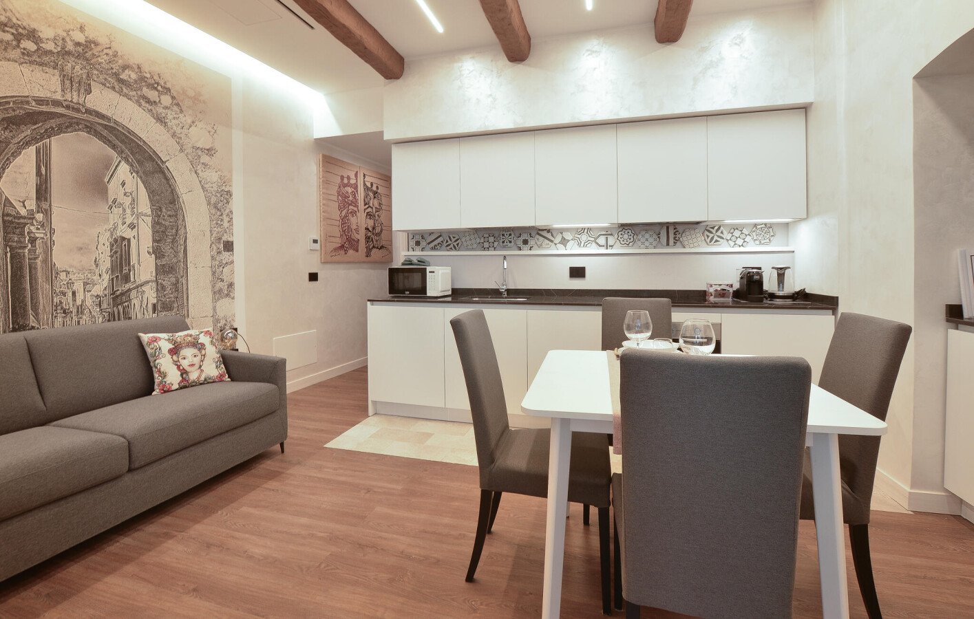 Wohnung 1 Schlafzimmer, mit Klimaanlage