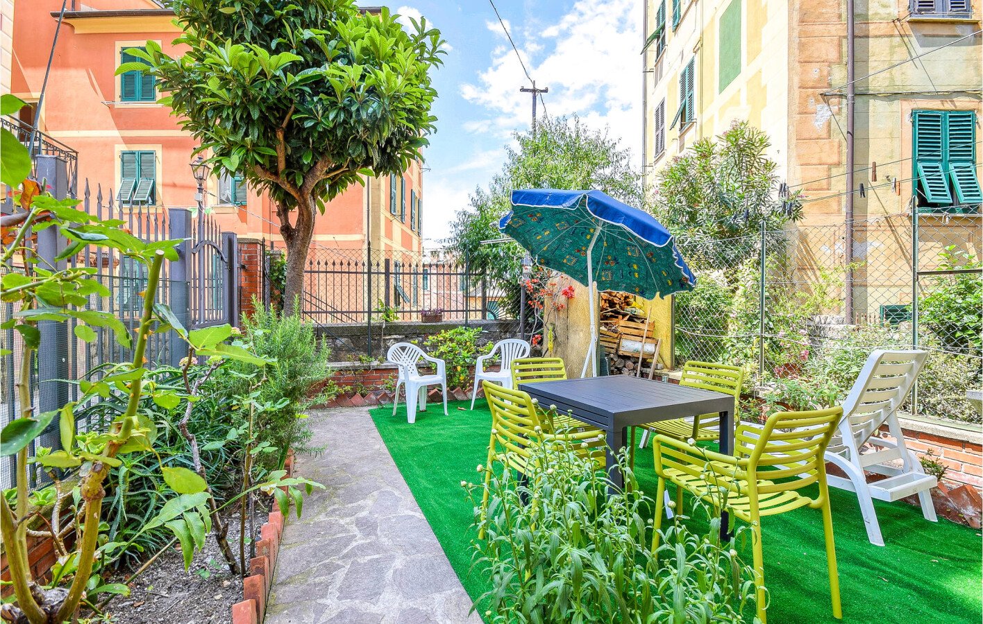 Casa 2 camere, con vista mare