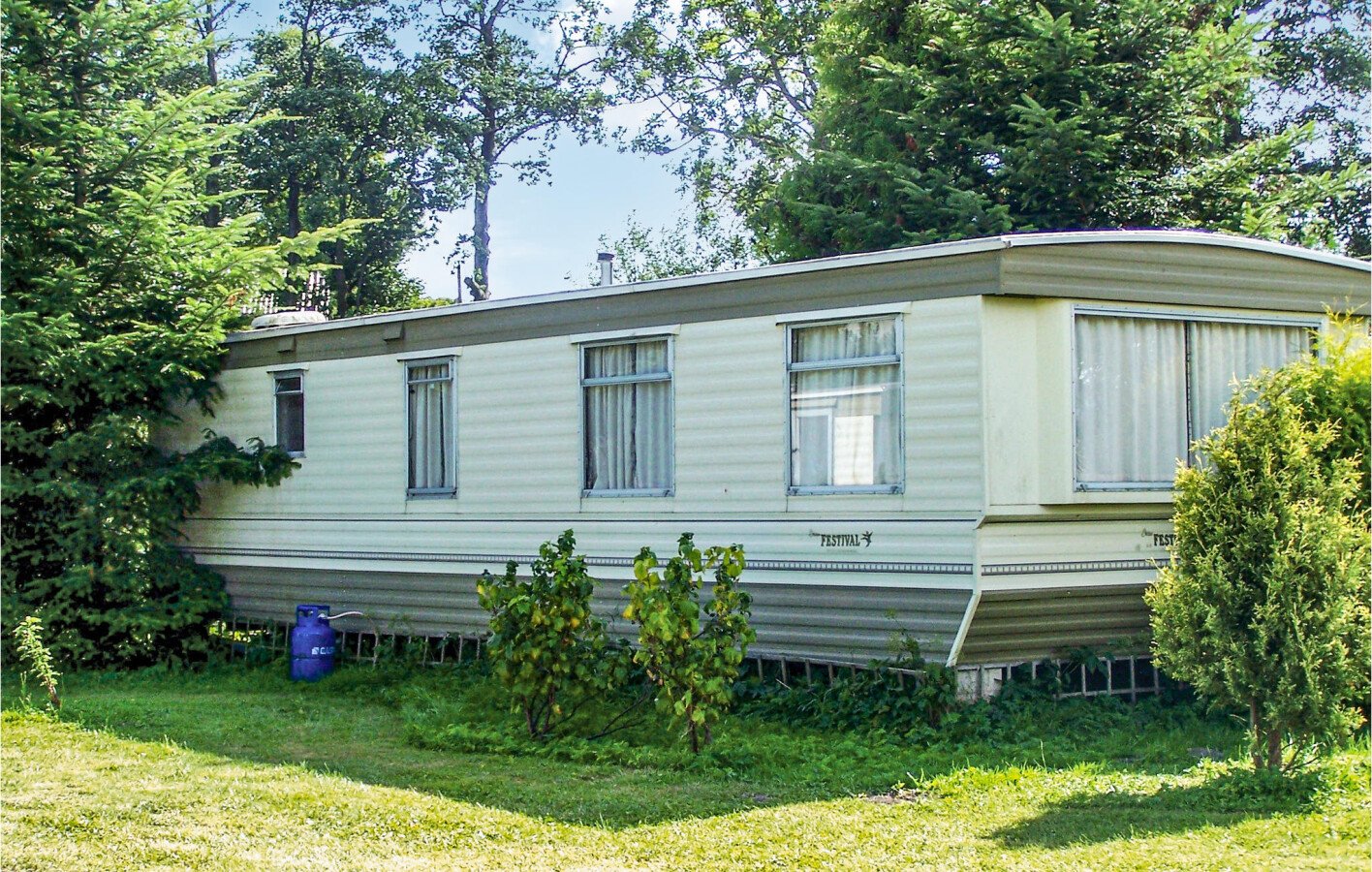 Tente authentique, 2 chambres, avec parking